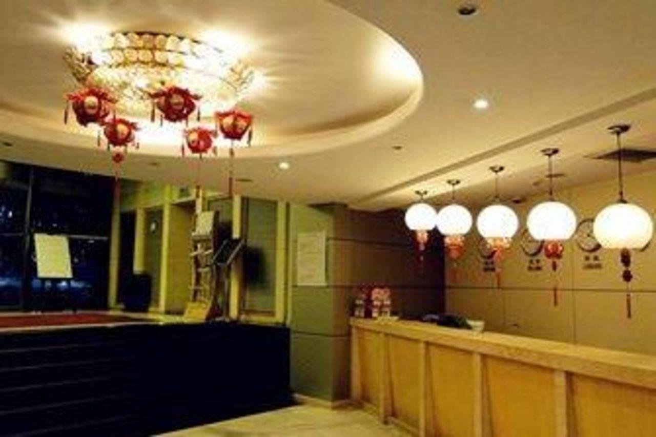Lakeside Holiday Inn Şanghay Dış mekan fotoğraf