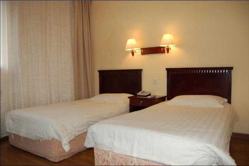 Lakeside Holiday Inn Şanghay Dış mekan fotoğraf