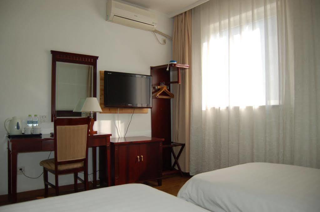 Lakeside Holiday Inn Şanghay Dış mekan fotoğraf