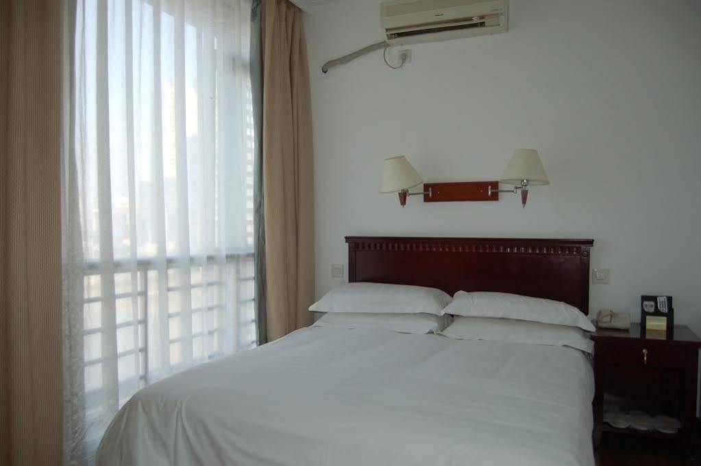 Lakeside Holiday Inn Şanghay Dış mekan fotoğraf